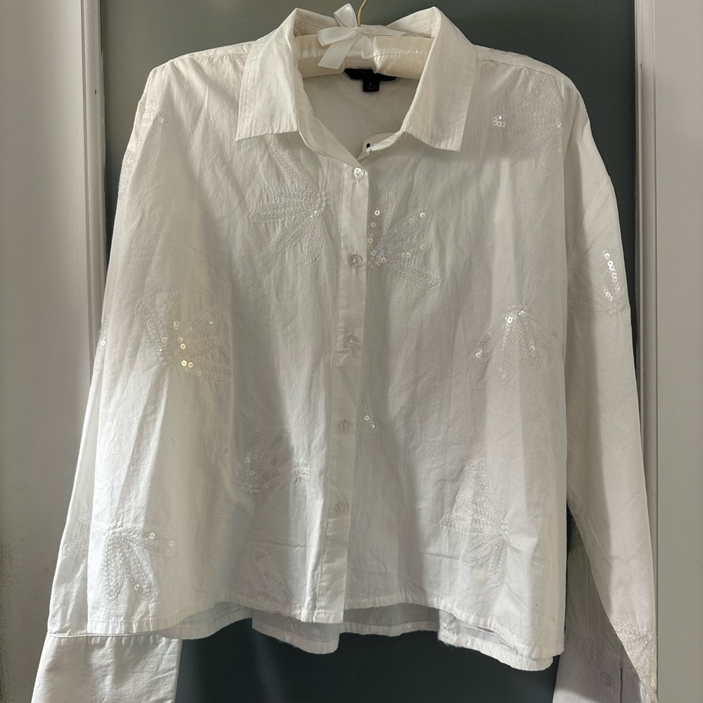 Calligraphie white Button-Up Shirt w sequin design